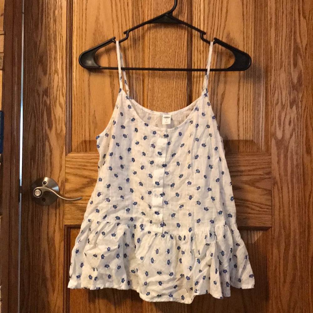 Old Navy white tank